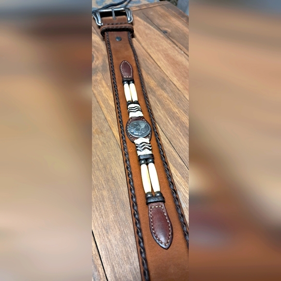 43" Beaded Leather Orvis Belt - Picture 5 of 10